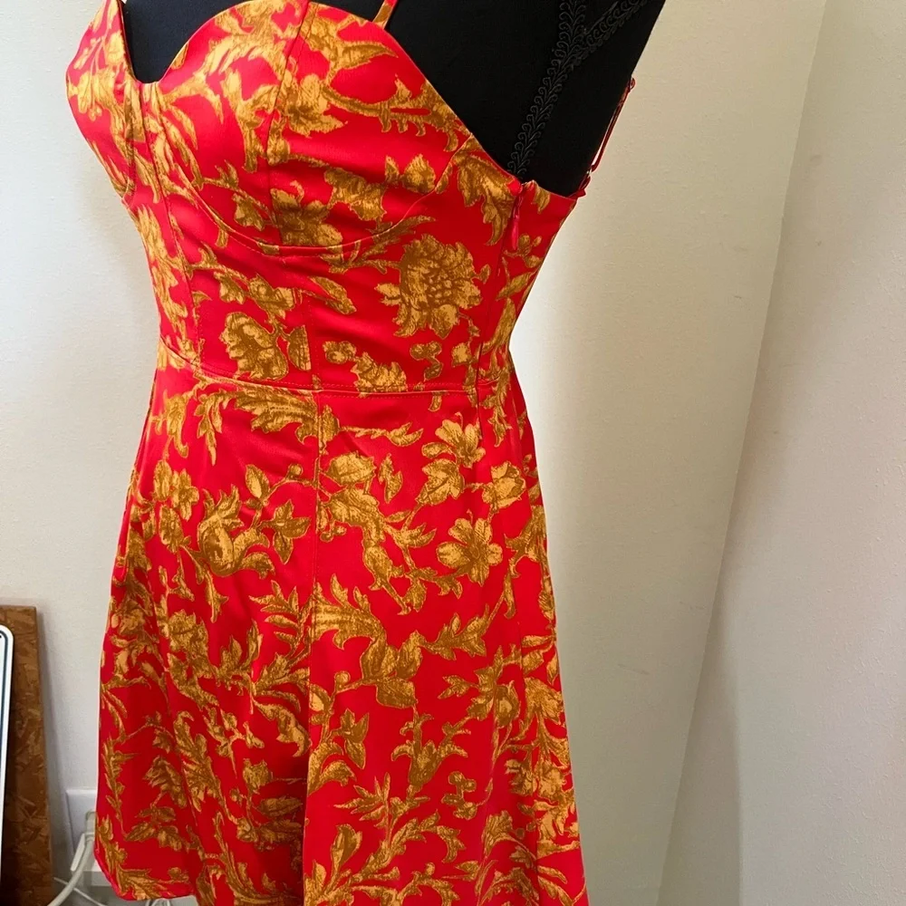 NWT UO Bustier Floral Mini Dress Orange/Red Gold Size S - Picture 4 of 15